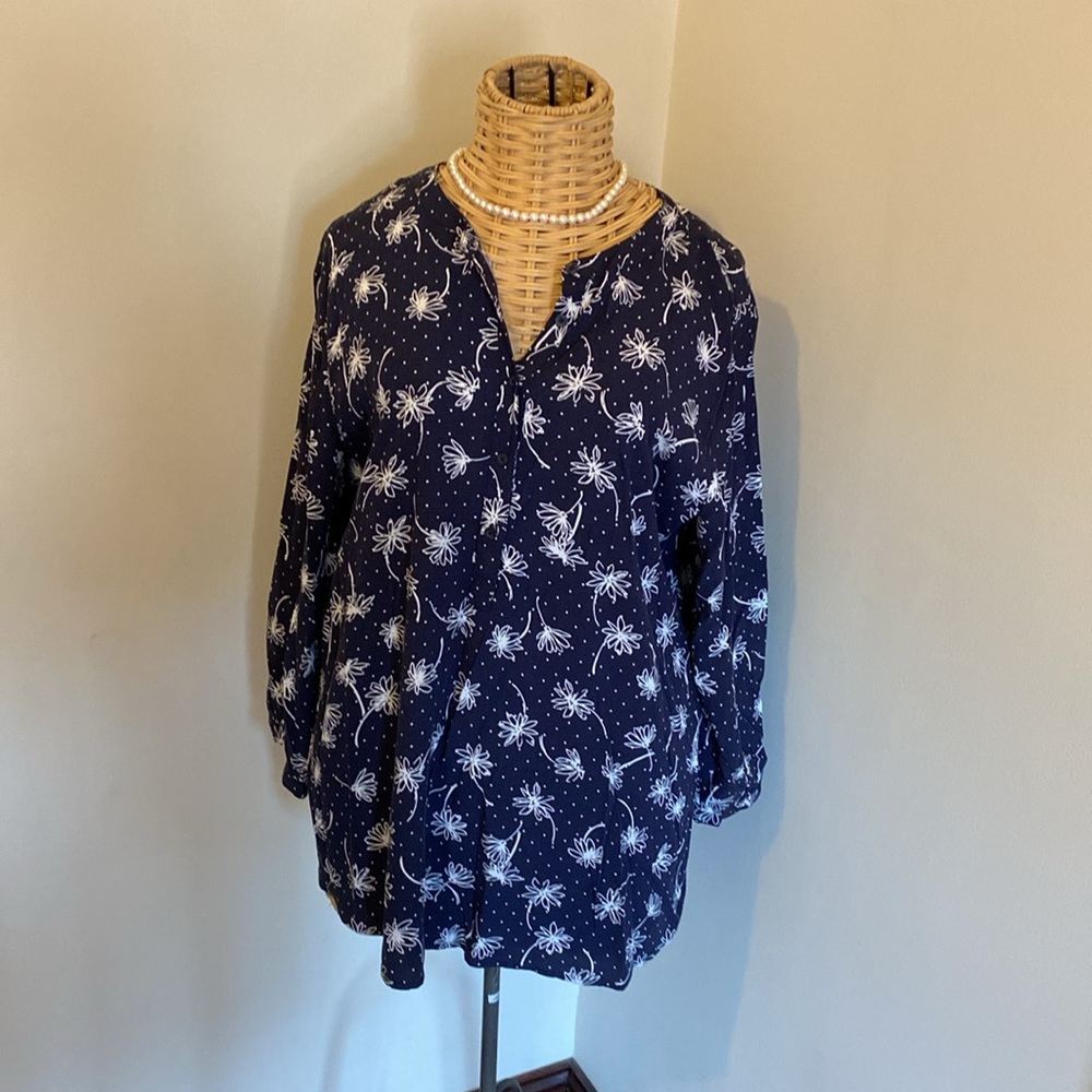 Talbots And Eddie Bauer Lot. 3 Tops And A Maxi Dr… - image 7